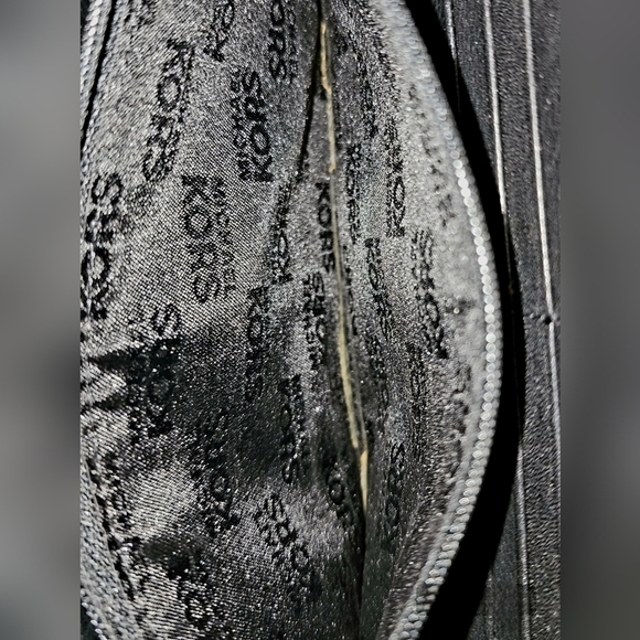 MICHAEL KORS LEATHER WALLET - Picture 9 of 10